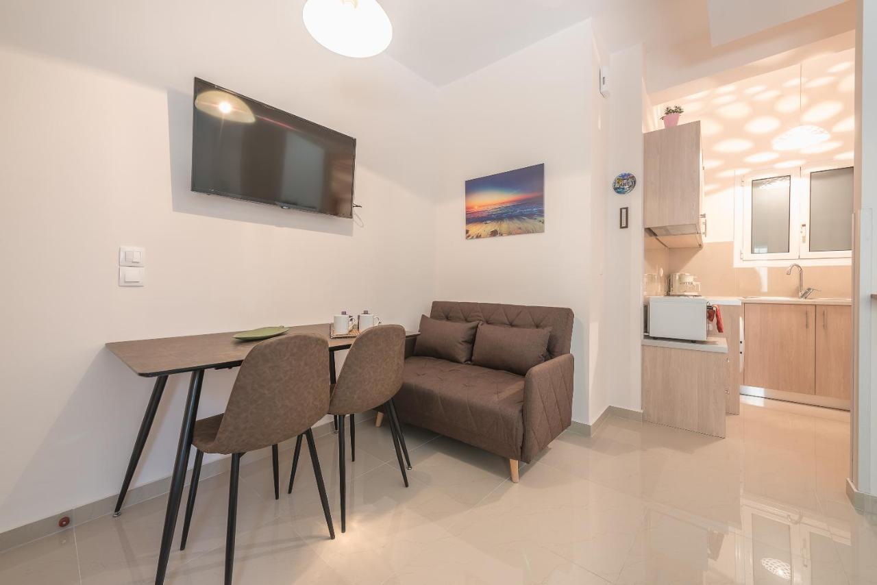 Cozy Acropolis Studio By Cloudkeys Apartment เอเธนส์ ภายนอก รูปภาพ